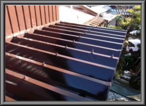 安曇野市の物置/折半屋根塗装　2回目の塗装工事画像.1