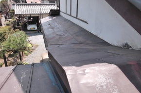 松本市の住宅/トタン 屋根塗装 前画像
