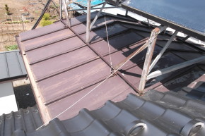松本市の住宅/トタン 屋根塗装 前画像