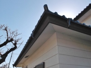 長野県松本市の住宅/雨樋取り付け 工事画像