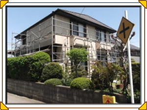 松本市の住宅/外壁塗装　仮説足場設置工事画像.1