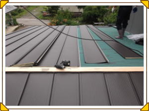 安曇野市の住宅/屋根葺き替え　ガルバリウム鋼板工事画像
