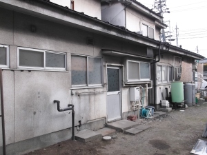 松本市の店舗/外壁塗装工事前画像.3