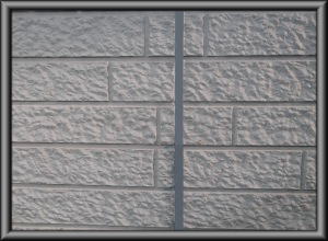 安曇野市の住宅/外壁塗装　コーキング割れ補修工事画像.1