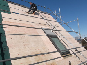 安曇野市の住宅/屋根葺き替えＧＭルーフ（カバー工法）　野地板工事
