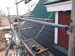 安曇野市の住宅/屋根葺き替え　ガルバリウム鋼板ＧＭルーフ（カバー工法）工事/北側画像