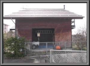 池田町の住宅/外壁木板塗装工事前画像.2