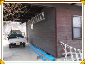 池田町の住宅/外壁木板塗装工事前画像.2