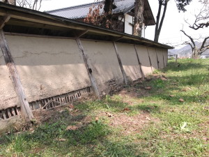 北安曇郡 生坂村の木製 板塀新規　古い塀 撤去工事前画像