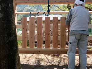 北安曇郡生坂村の木製 板塀　板張り工事画像