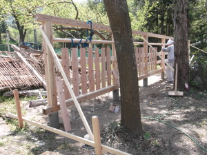 北安曇郡生坂村の木製 板塀　板張り工事画像.2.