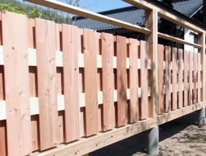 北安曇郡生坂村の木製 板塀工事完成画像2
