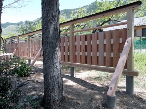 北安曇郡生坂村の木製 板塀　完成画像