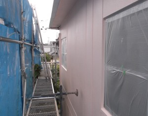 松本市の住宅/外壁塗装　上塗り塗装工事画像.1