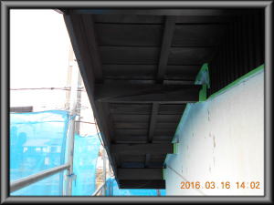 安曇野市の住宅/外壁塗装　木部軒天3回目の塗装工事画像.1