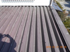 安曇野市の物置/折板 屋根塗装工事前画像.1