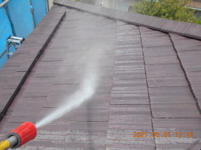 長野県安曇野市の住宅/モニエル瓦 屋根 高圧洗浄工事 画像