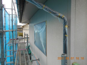 長野県安曇野市の住宅/外壁塗装 雨樋塗装 養生工事 画像
