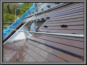 安曇野市の住宅/トタン屋根塗装　1回目の塗装工事画像.2