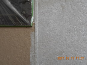 長野県 安曇野市の住宅/外壁塗装 下塗り塗装工事 画像