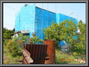 安曇野市の倉庫/外壁サイディング塗装　仮設足場設置工事画像