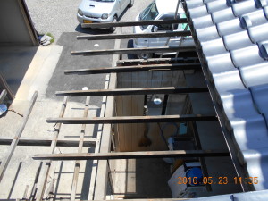 安曇野市の物置/屋根材　撤去工事画像