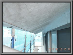 安曇野市の住宅/外壁塗装　軒天塗装工事前画像.1