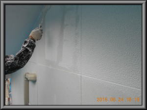 安曇野市の住宅2Ｆ/外壁塗装　下塗り塗装工事画像