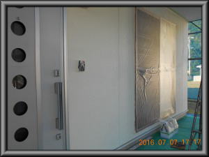 安曇野市の住宅1Ｆ/外壁塗装　上塗り2回目塗装工事画像
