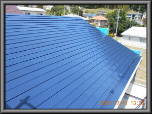 安曇野市の住宅/屋根塗装　上塗1回目の塗装工事完