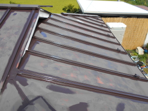安曇野市の住宅/トタン屋根塗装 瓦棒塗装工事画像