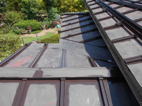 安曇野市の住宅/トタン屋根塗装 瓦棒塗装工事画像.1
