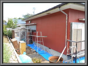 安曇野市の住宅/外壁塗装　上塗り1回目塗装工事画像