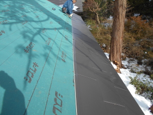 安曇野市の物置/セメント瓦屋根葺き替え ガルバリウム鋼板ＧＭルーフ工事画像