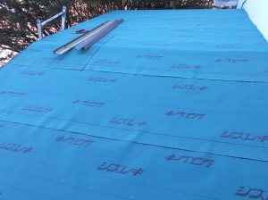 松本市の住宅/トタン屋根葺き替え 防水シート張り工事画像.3