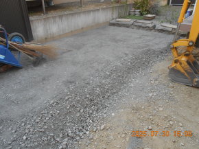 ���쌧���ܖ�s�䍂�̏Z��/��R���N���[�g�ł� �̐Έ����H�� �摜.1