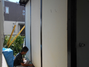 安曇野市の物置/外壁塗装 養生工事画像