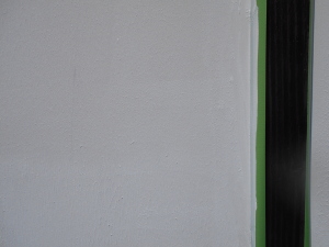 安曇野市の物置/外壁塗装 下塗り工事画像