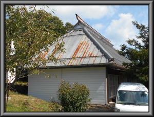 東筑摩群麻績村の住宅/トタン屋根塗装工事前画像.1