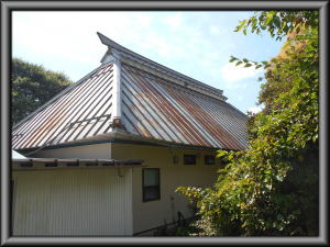 東筑摩群麻績村の住宅/トタン屋根塗装工事前画像.3