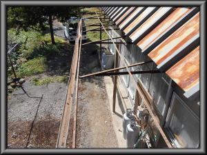 北安曇郡麻績村の住宅/トタン波板撤去工事画像.2