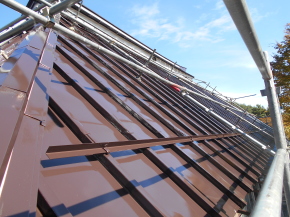 東筑摩郡麻績村の住宅/屋根塗装工事完成画像