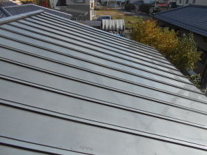 安曇野市の住宅/屋根塗装　高圧洗浄工事完了画像