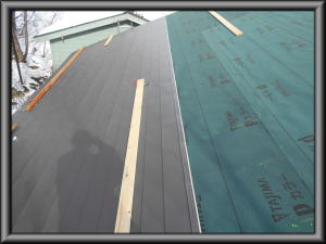 住宅/屋根葺き替え　ガルバリウム鋼板横平葺き工事画像