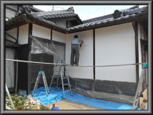 安曇野市の住宅/外壁塗装  上塗2回目塗装工事画像.1