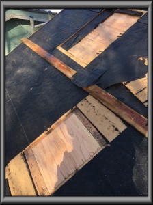 安曇野市の住宅/屋根葺き替え 木が倒れた穴補修工事画像.2