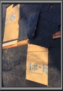 安曇野市の住宅/屋根葺き替え 木が倒れた穴補修工事画像.3