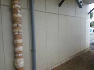 安曇野市南穂高の物置/外壁塗装工事前画像.3