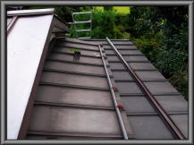 屋根塗装が必要な屋根　トタン屋根画像.1　工事例へ